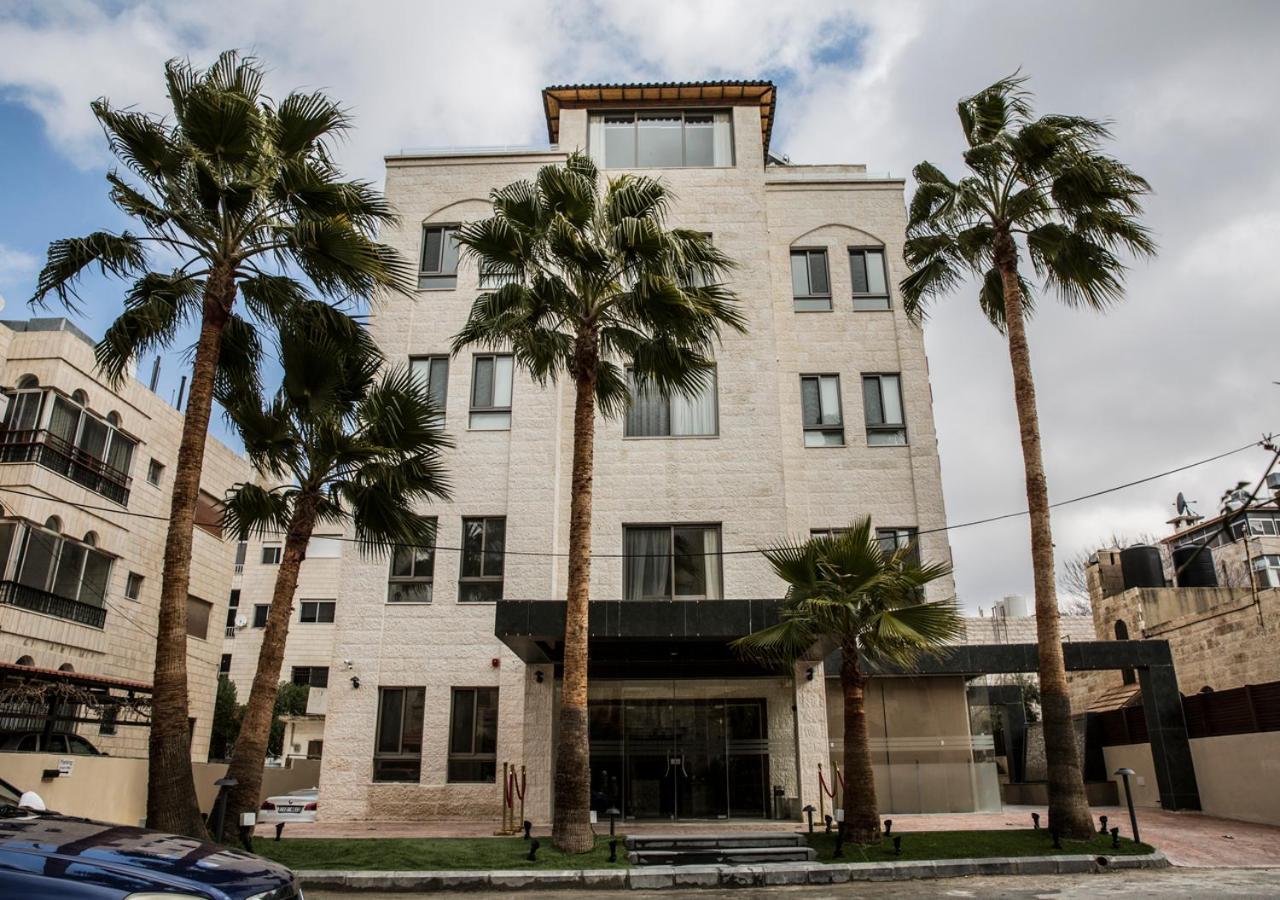 Naylover Hotel Suites Amman Exterior photo